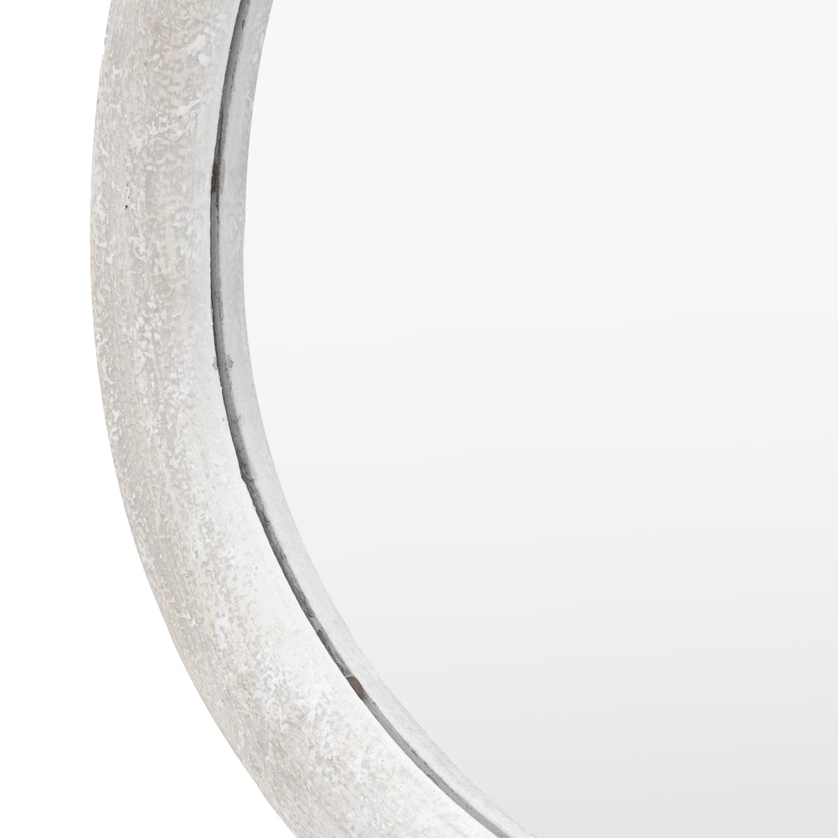 Gallery Direct Como Curved Leaner Mirror, close-up of the mirror and frame details
