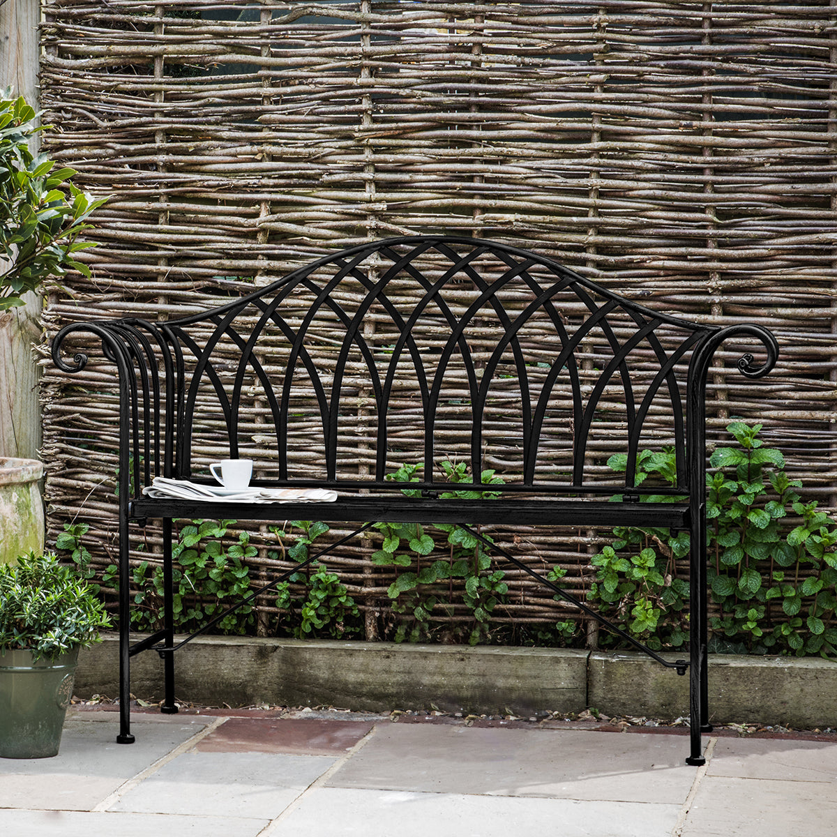 Gallery Garden Duchess Bench in Black