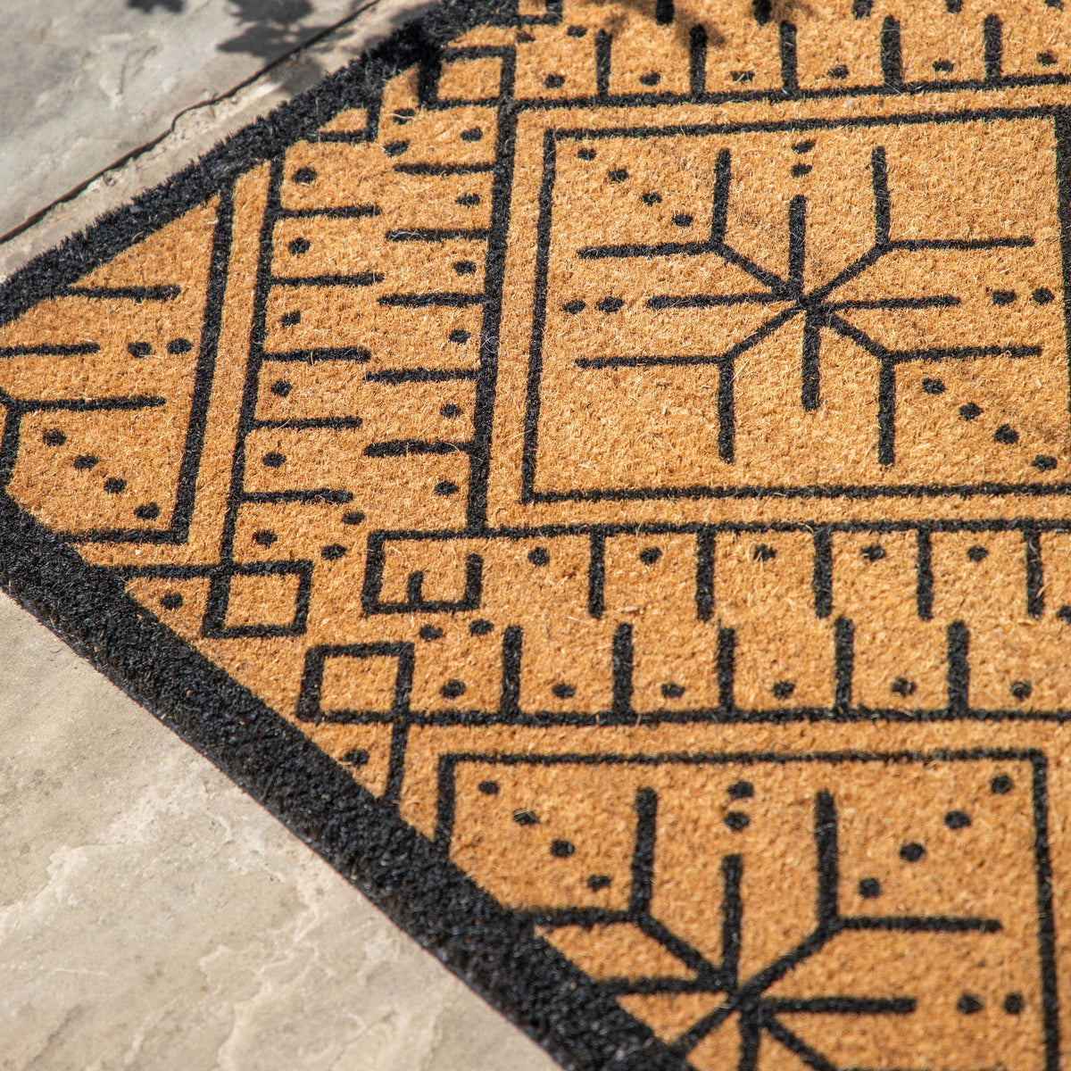 Gallery Direct Ikat Black and Natural Coir Doormat - image 4