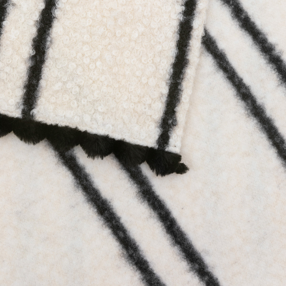 Gallery Direct Ophelia Scalloped Throw Cream & Black - image 6