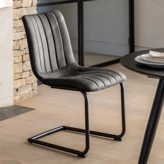 How to Choose the Perfect Dining Chair for Your Home