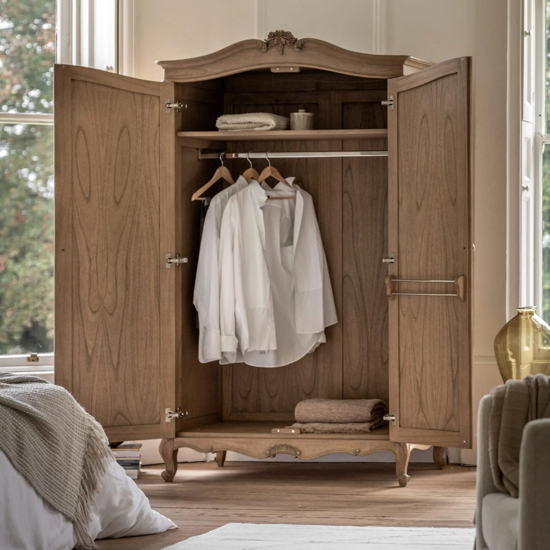 Wardrobes Buying Guide: How to Choose the Right Style for Your Bedroom
