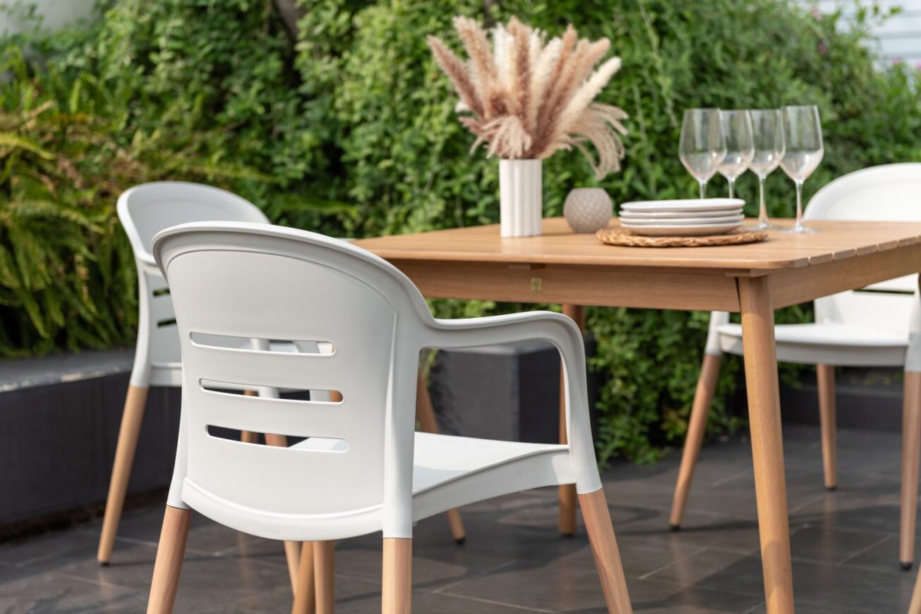 LifestyleGarden Onyx 4 Seat Dining Set White