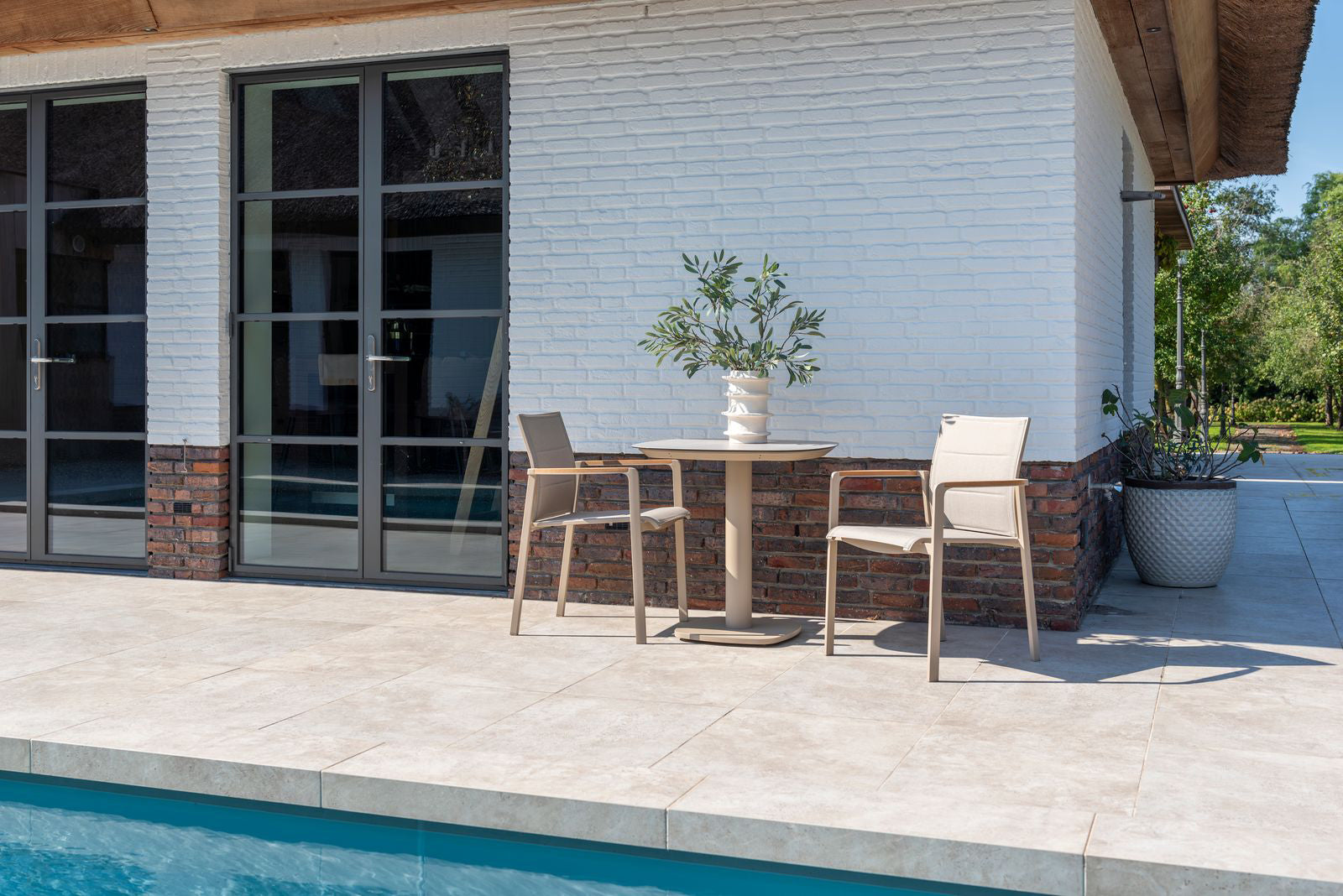 4 Seasons Outdoor Cortina Bistro Set