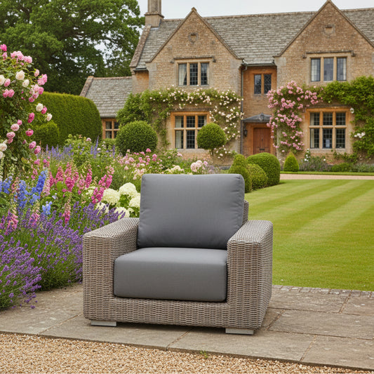 4 Seasons Outdoor Kingston Lounge Chair