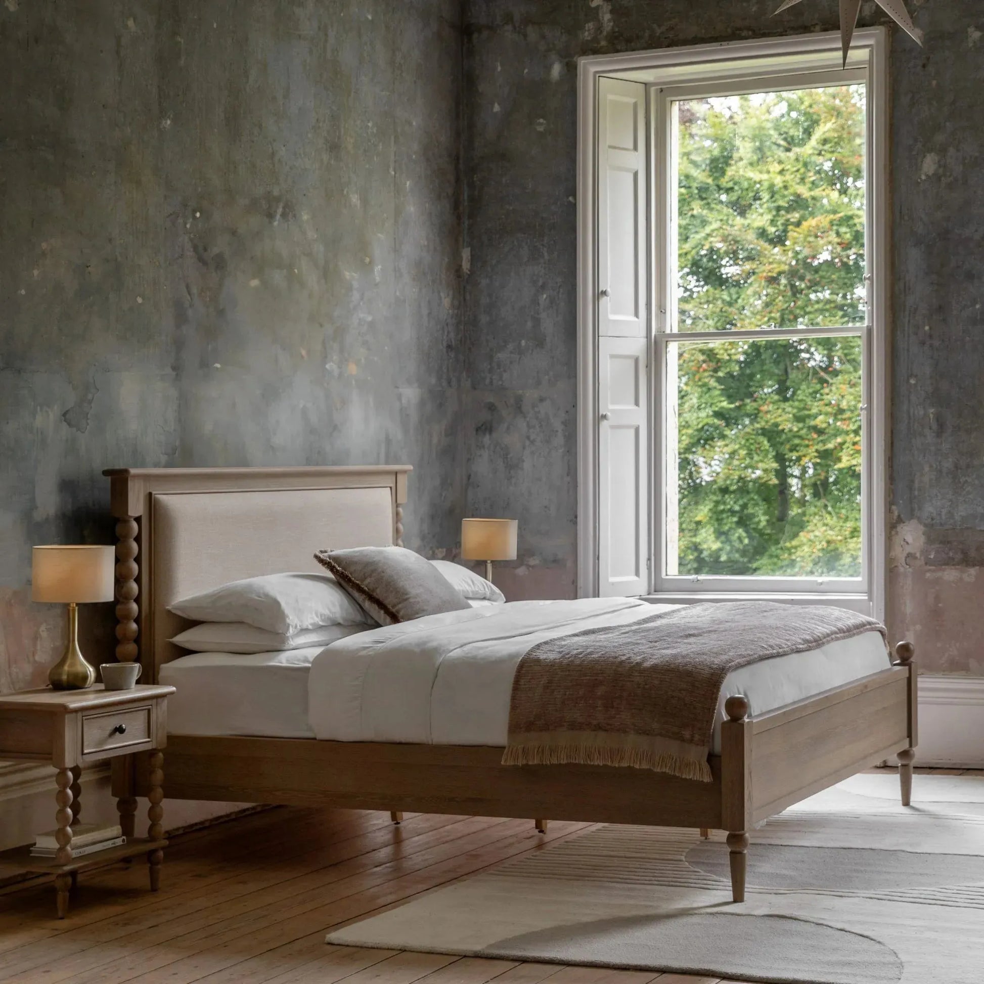 Gallery Direct Artisan King Size Bed