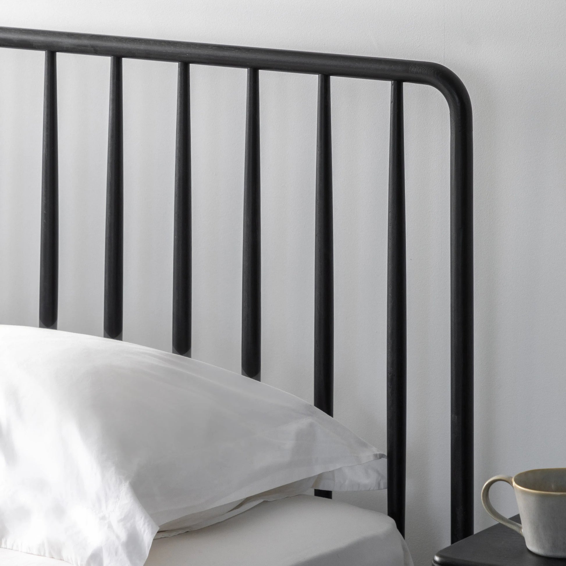 Gallery Direct Wycombe Kingsize Spindle Bed Black