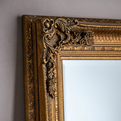 Gallery Direct Abbey Leaner Mirror Gold, close-up of the mirror and frame details