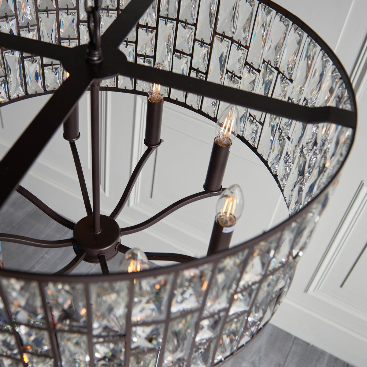 Gallery Direct Belle 8 Pendant Light, close-up of the finish and design