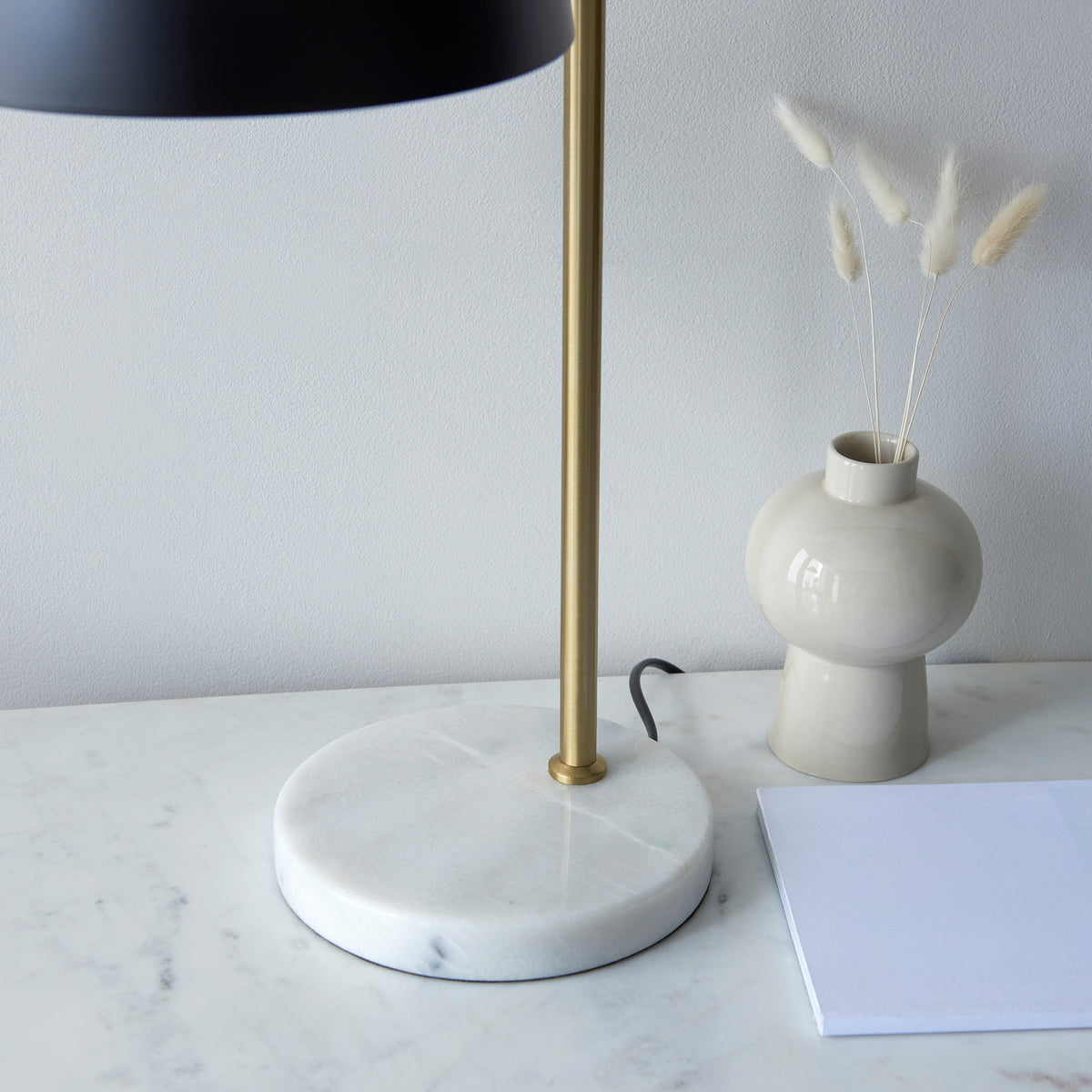 Gallery Direct Buchanan Table Lamp Matt Black, close-up of the finish and design
