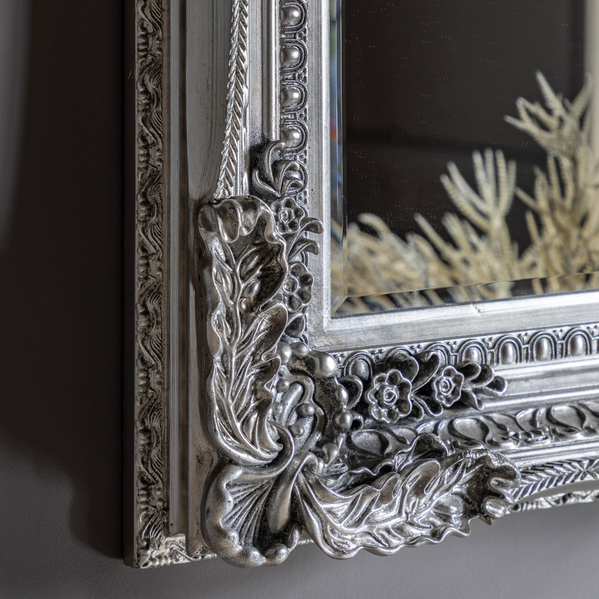 Gallery Direct Carved Louis Mirror Silver, close-up of the mirror and frame details