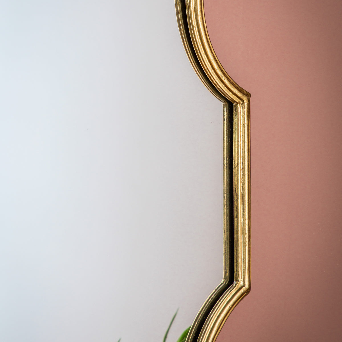 Gallery Direct Castello Mirror Gold, close-up of the mirror and frame details