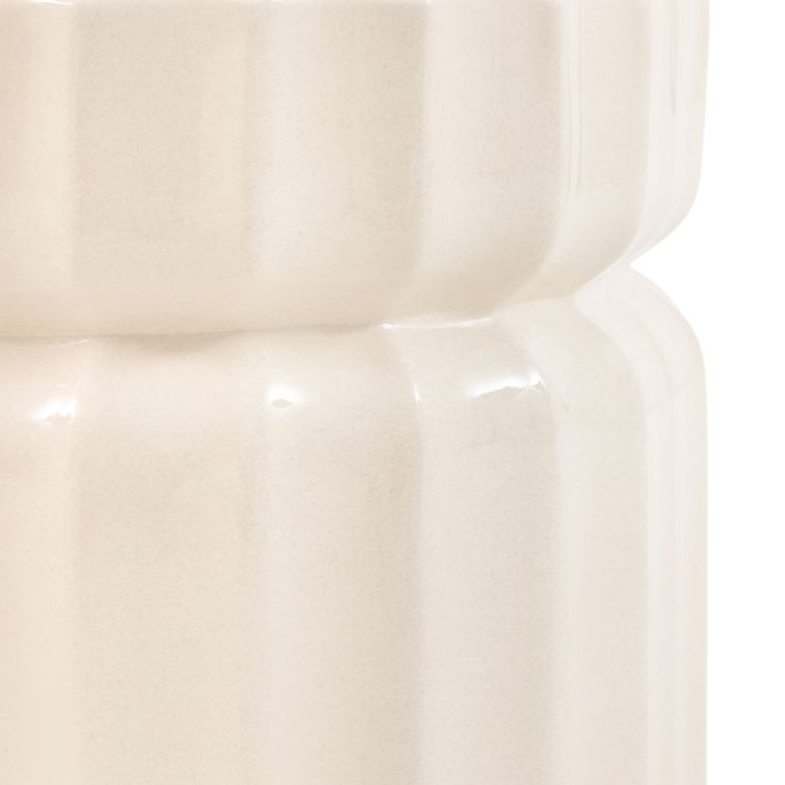 Gallery Direct Cirella Side Table has a distinctive ridged pattern to the reinforced glass concrete base, finished in a Cream glaze
