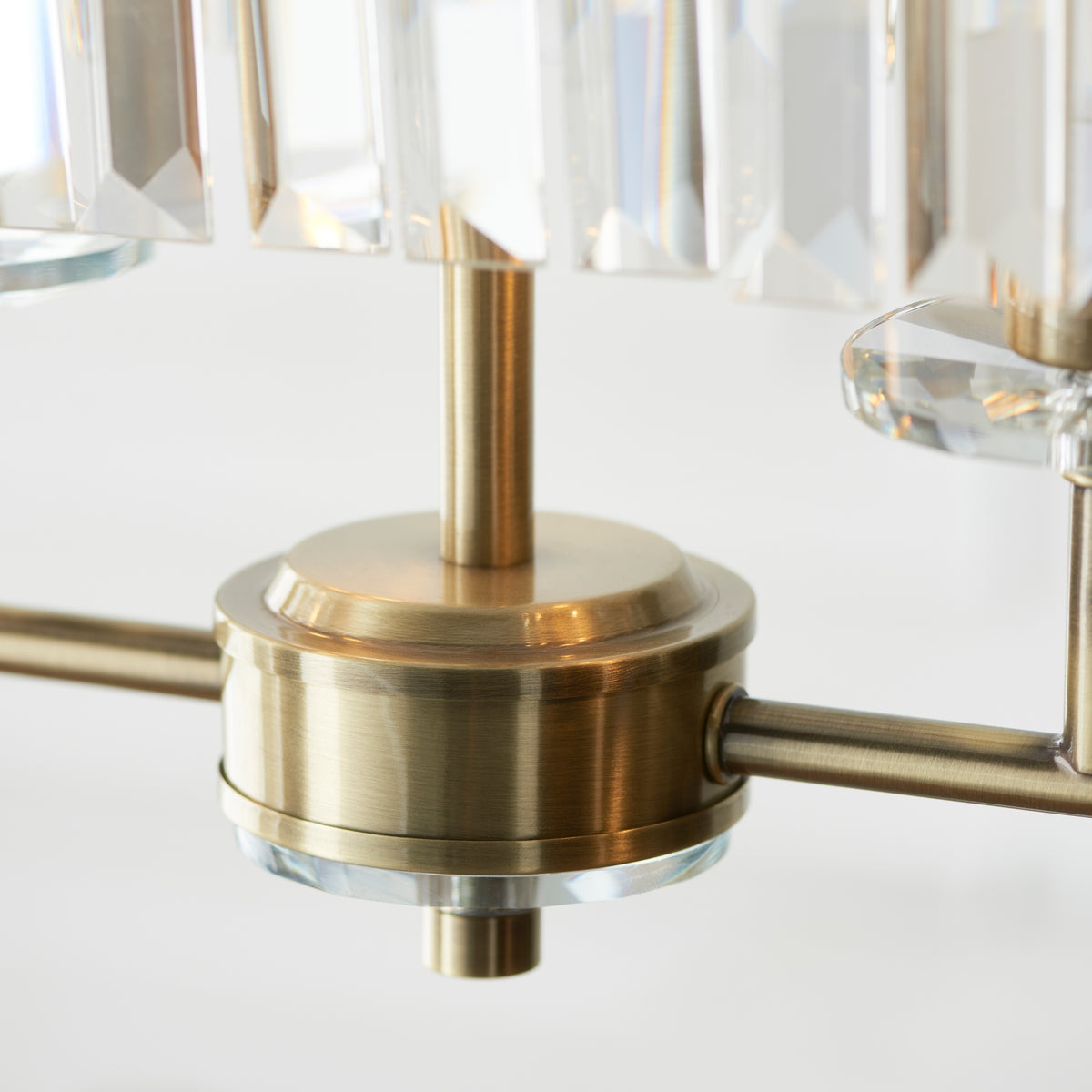 Gallery Direct Derby 4 Linear Pendant Light Antique Brass, close-up of the finish and design