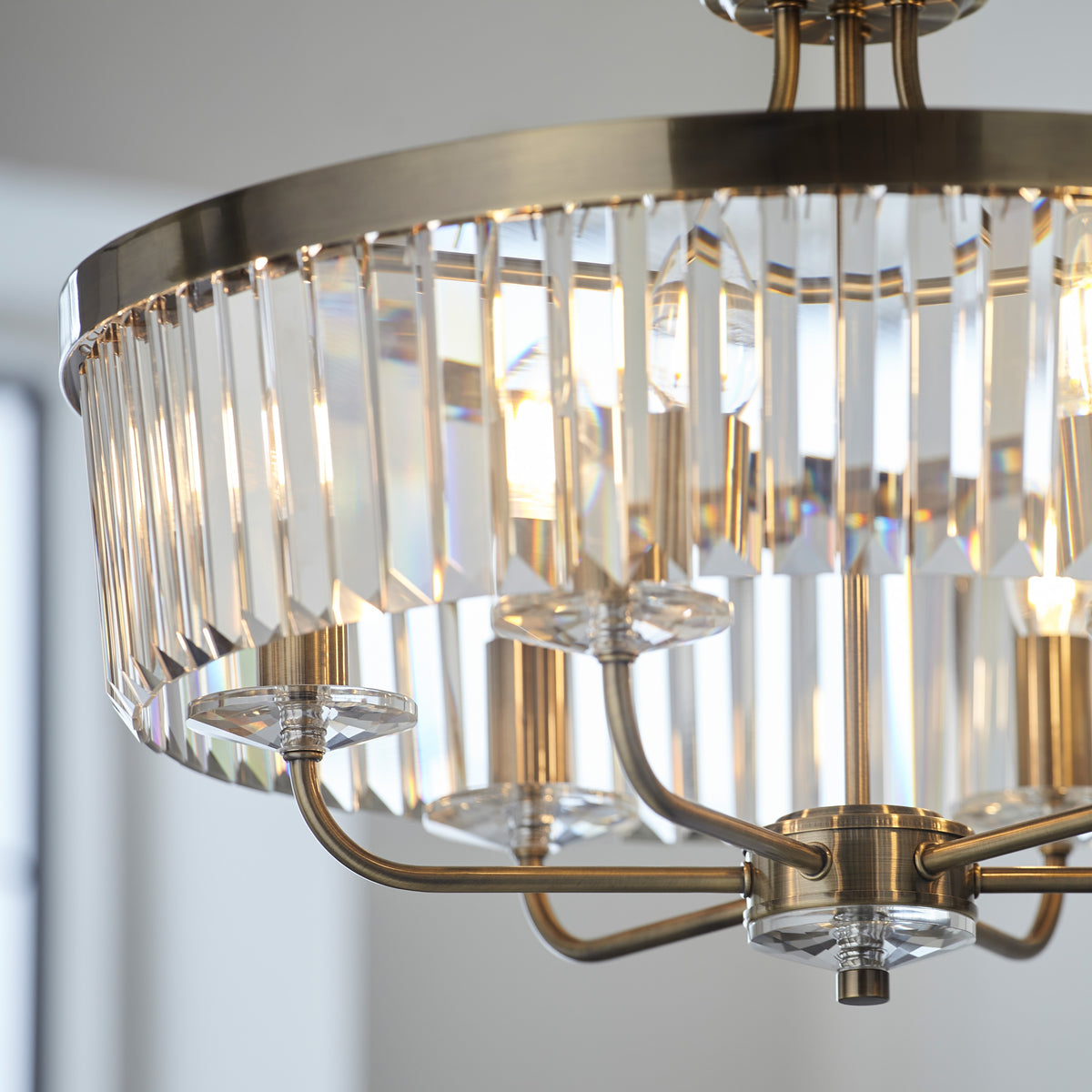 Gallery Direct Derby 6 Pendant Light Antique Brass, close-up of the finish and design