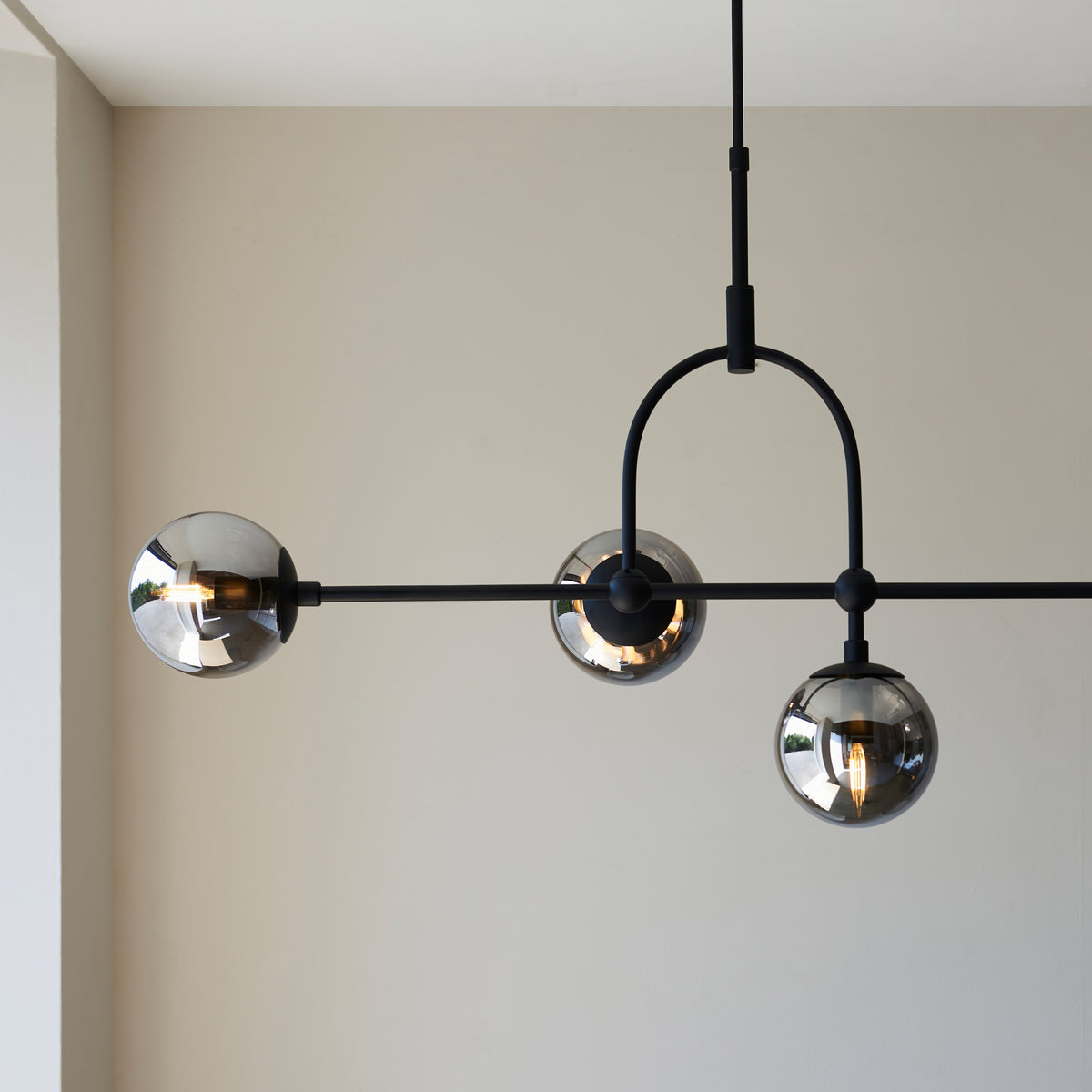 Gallery Direct Elara 5 Linear Pendant Light Matt Black, close-up of the finish and design