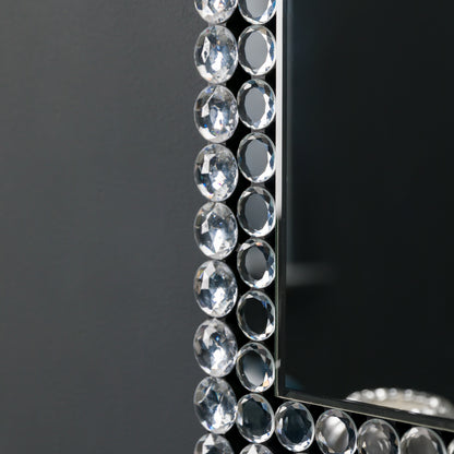 Gallery Direct Fallon Rectangle Mirror, close-up of the mirror and frame details
