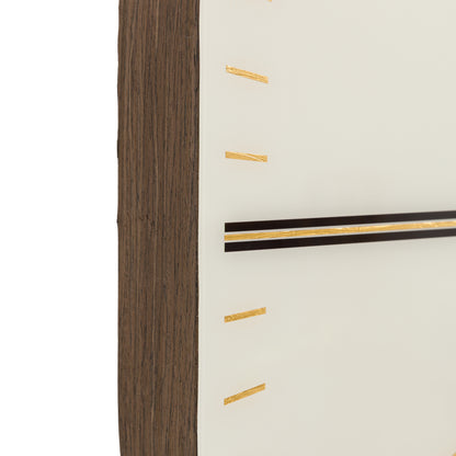 Gallery Direct Greenwich Wall Clock Snow White, close-up of the clock face and finish