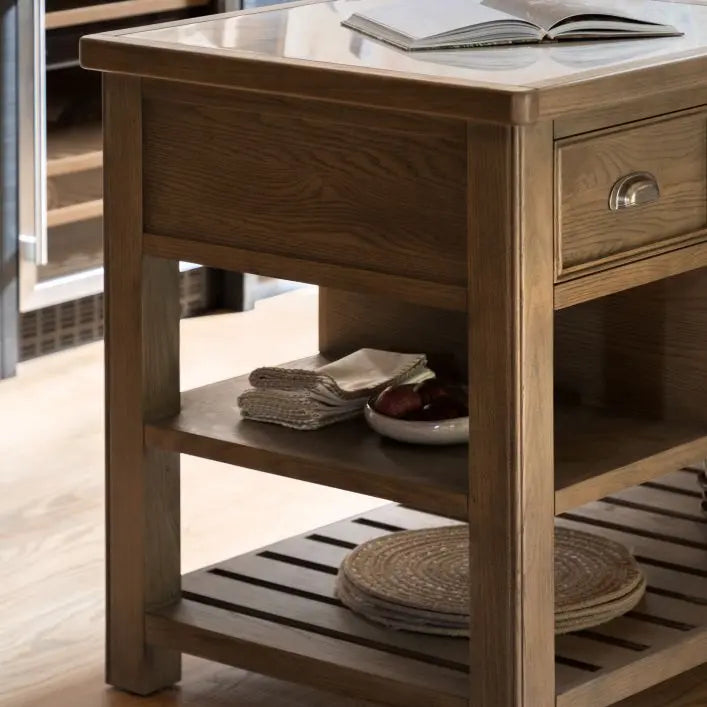 Gallery Direct Hardwick Kitchen Island is made using solid oak wood and quality veneers, with chic metal pull handles to the 3 drawers, with various shelf space and a stunning marble worktop
