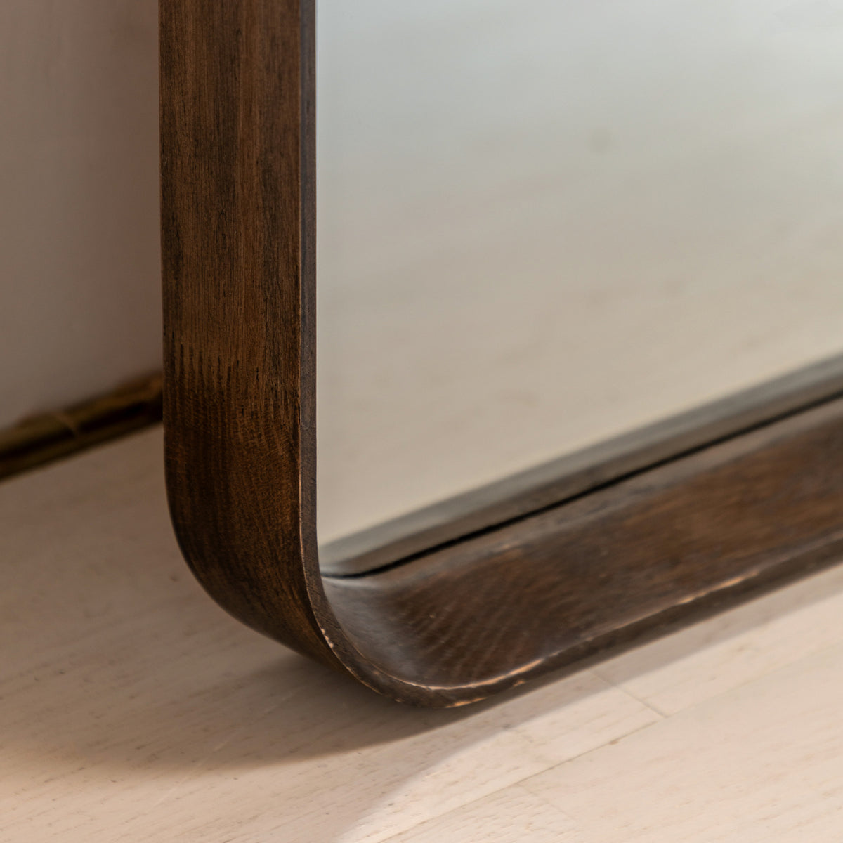 Gallery Direct Helsinki Arch Leaner Mirror Walnut, close-up of the mirror and frame details