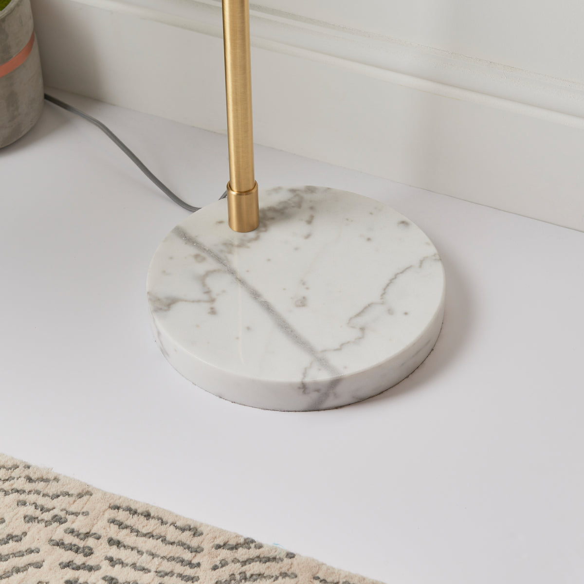 Gallery Direct Otto Floor Lamp, close-up of the finish and design
