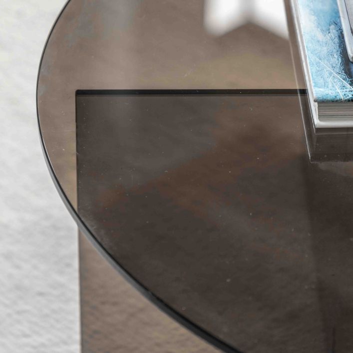 Gallery Direct Parioli Glass Coffee Table has a toughened round glass table top in Charcoal brown 