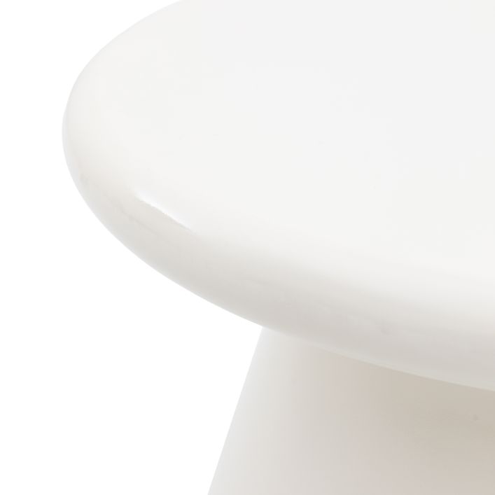 Gallery Direct Pavia Coffee Table is a striking piece that can be used both indoors and outdoors, made from GRC moulded technology to create a premium gloss finish in a Cream colour.