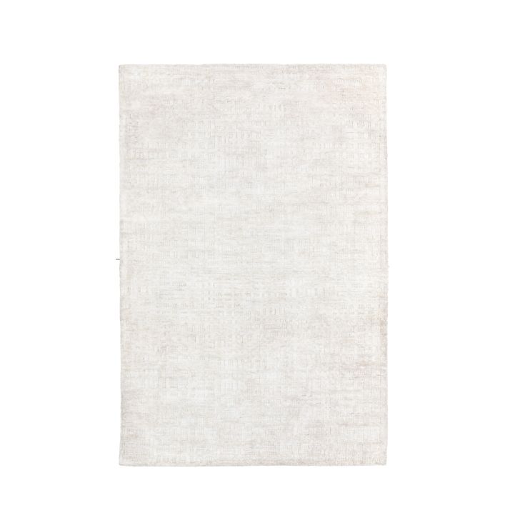 Gallery Direct Saf Rug measuring 1200x1800mm in a light grey lattice pattern design