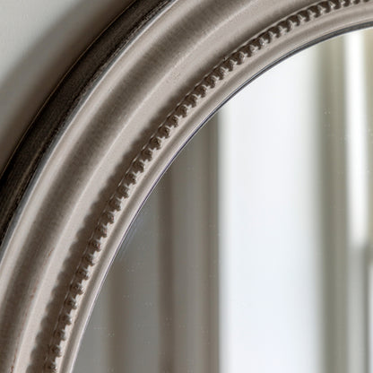 Gallery Direct Shoreline Round Mirror Grey, close-up of the mirror and frame details