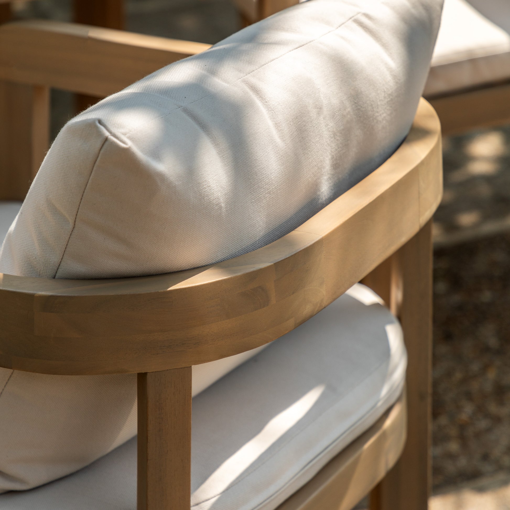 Gallery Garden Madeira 6 Seater Dining Set features a dining table and 6 chairs with soft curved design and natural coloured padded seat and back cushions