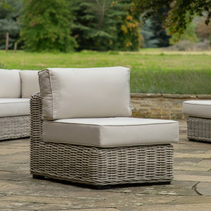Gallery Garden Ragusa 1 Seater Module can be used to extend the corner lounge set. Constructed from 9mm rounded weave rattan with generously padded cushions