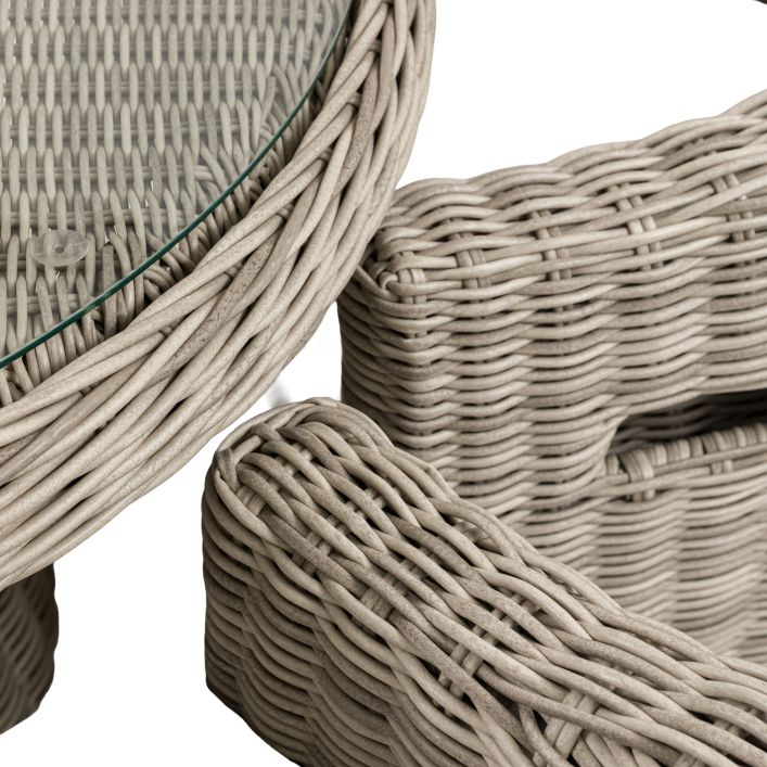 Gallery Garden Ragusa 4 Seater Dining Set is constructed from 9mm fully rounded poly rattan and aluminium frames with a glass topped table
