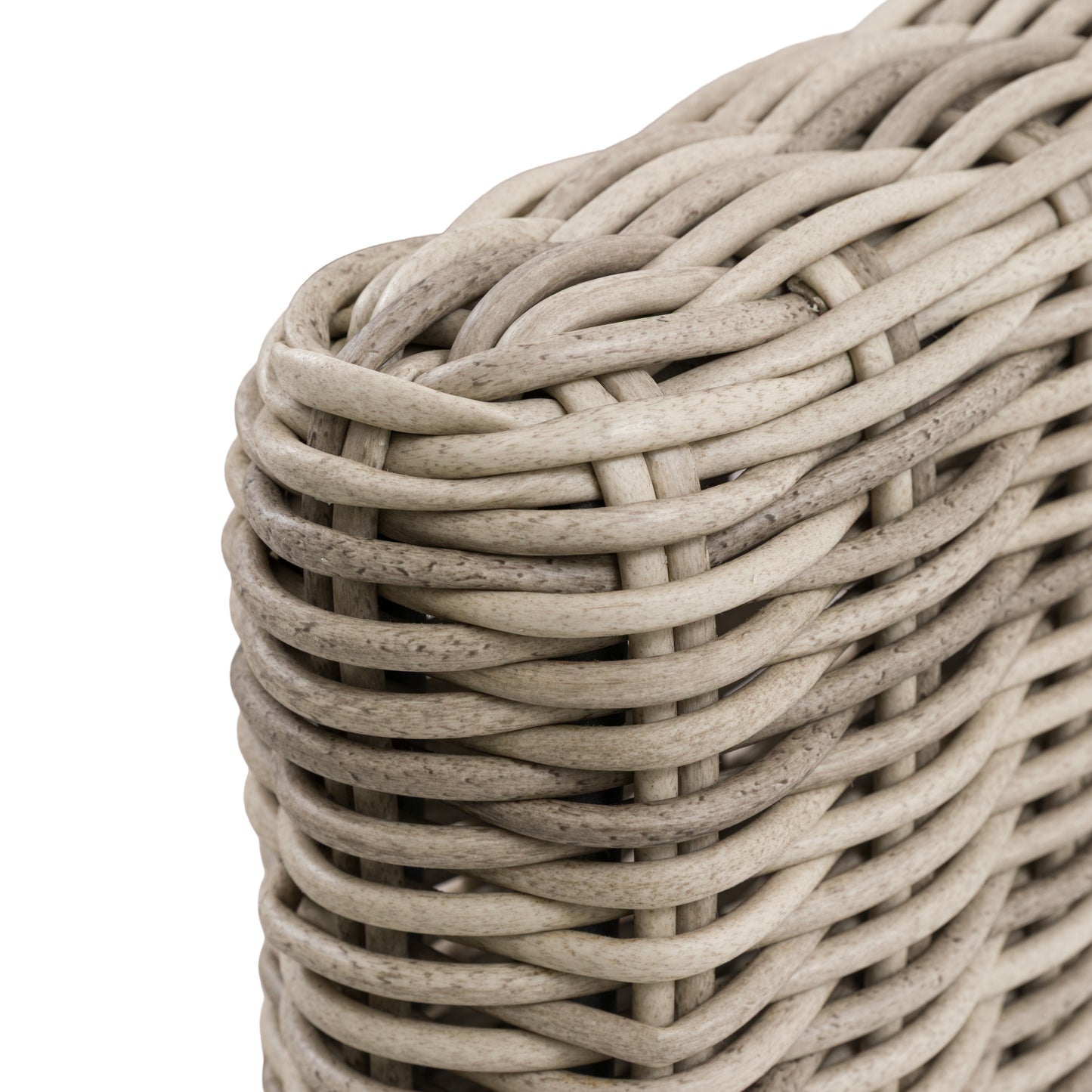 Gallery Garden Ragusa Swivel Chair features a durable 9mm poly rattan and aluminium frame 
