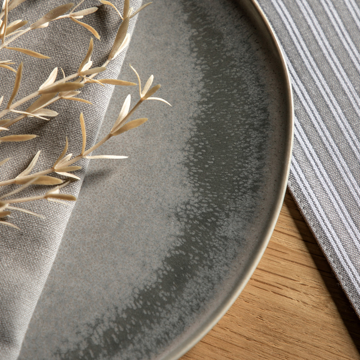 Gallery Direct Pebble Glaze Side Plate Dove Grey (4pk) - image 3
