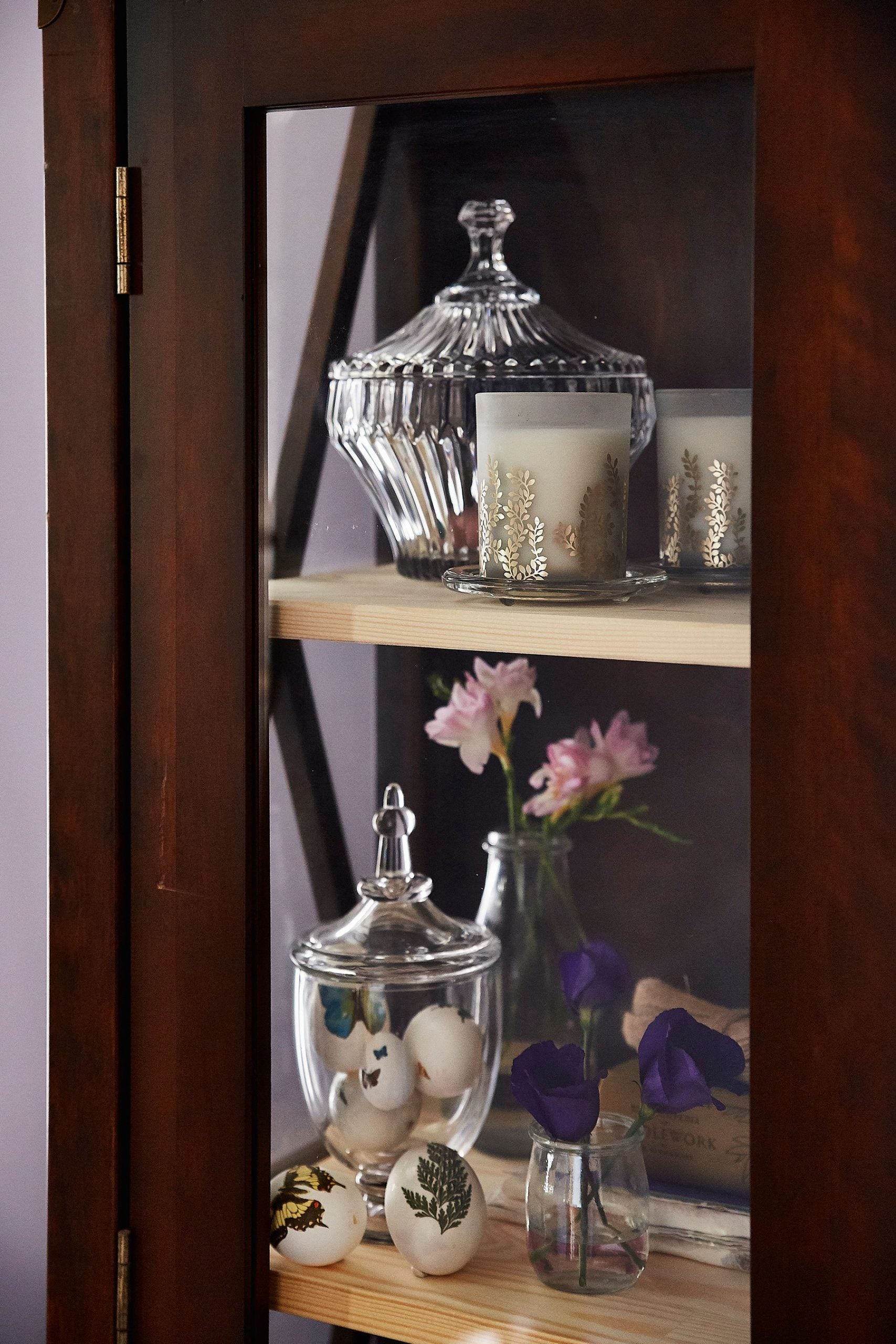 Laura Ashley Balmoral 2 Door 2 Drawer Display Unit in Chestnut with glass panelled doors and cross frame side detail