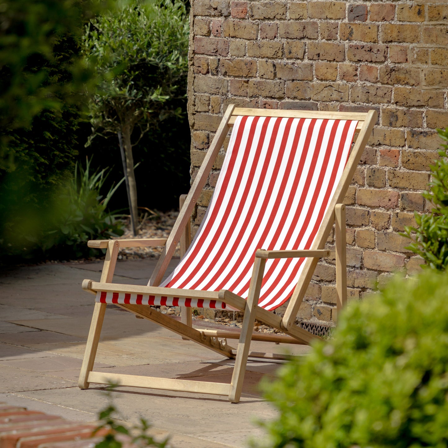 Gallery Garden Red Stripe Deck Chair