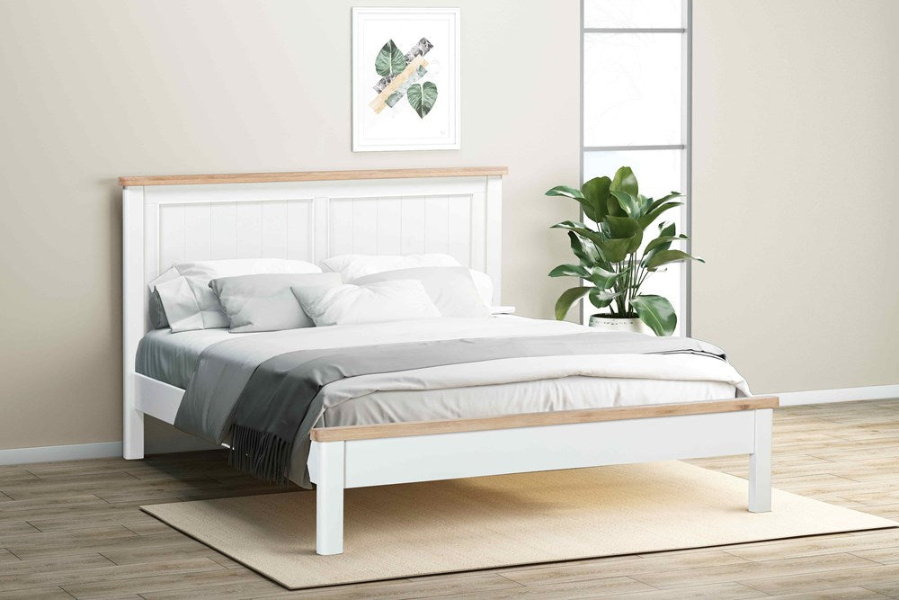 Papaya Foxington 135cm Small King Size Bed Painted in off white with natural oak head and foot board edges. 