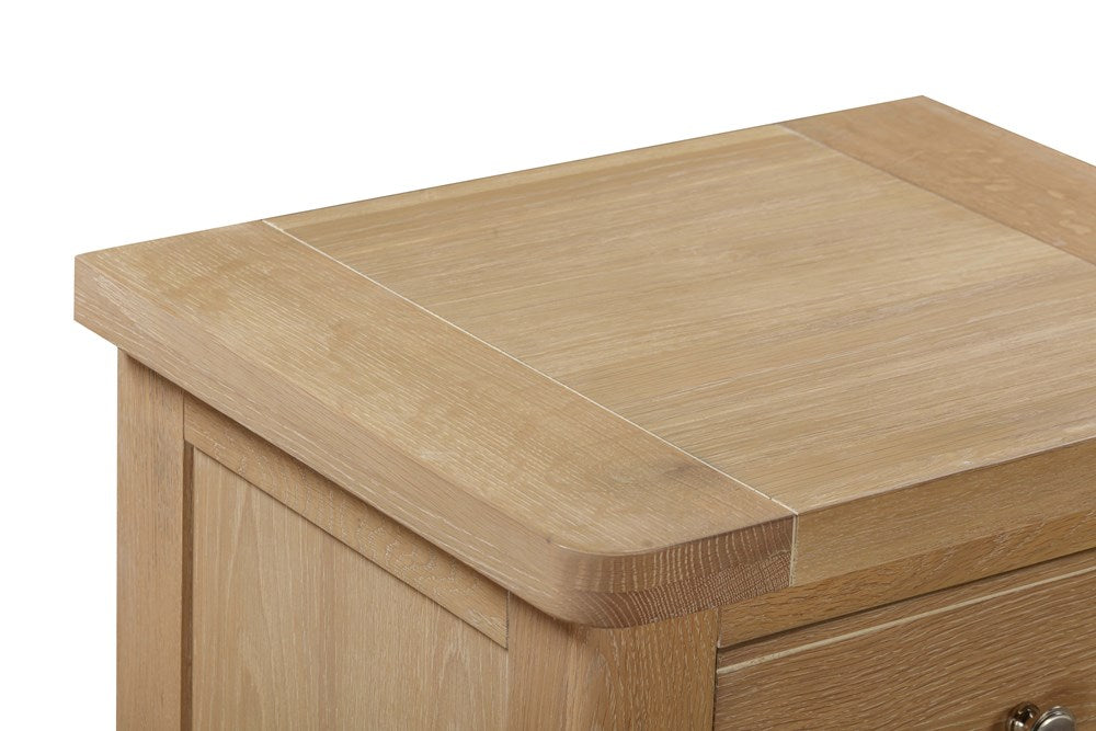 Papaya Foxington 5 Drawer Chest crafted from solid Natural Oak with rounded edges and silver drawer handles