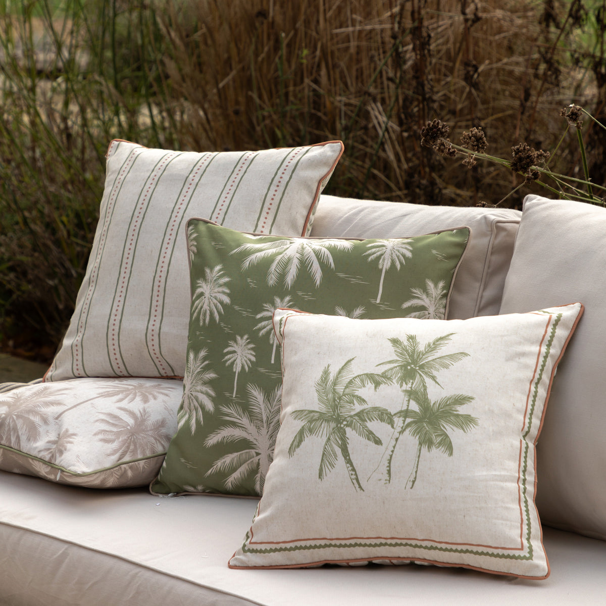 Gallery Direct Solrise Cushion Natural Poly Filled - image 5
