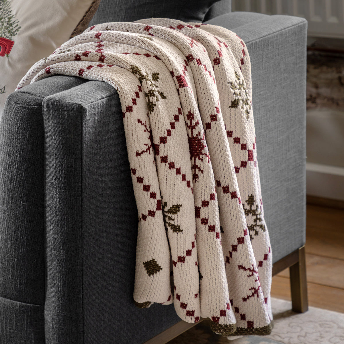 Gallery Direct Heritage Fairisle Chenille Knit Throw - image 1