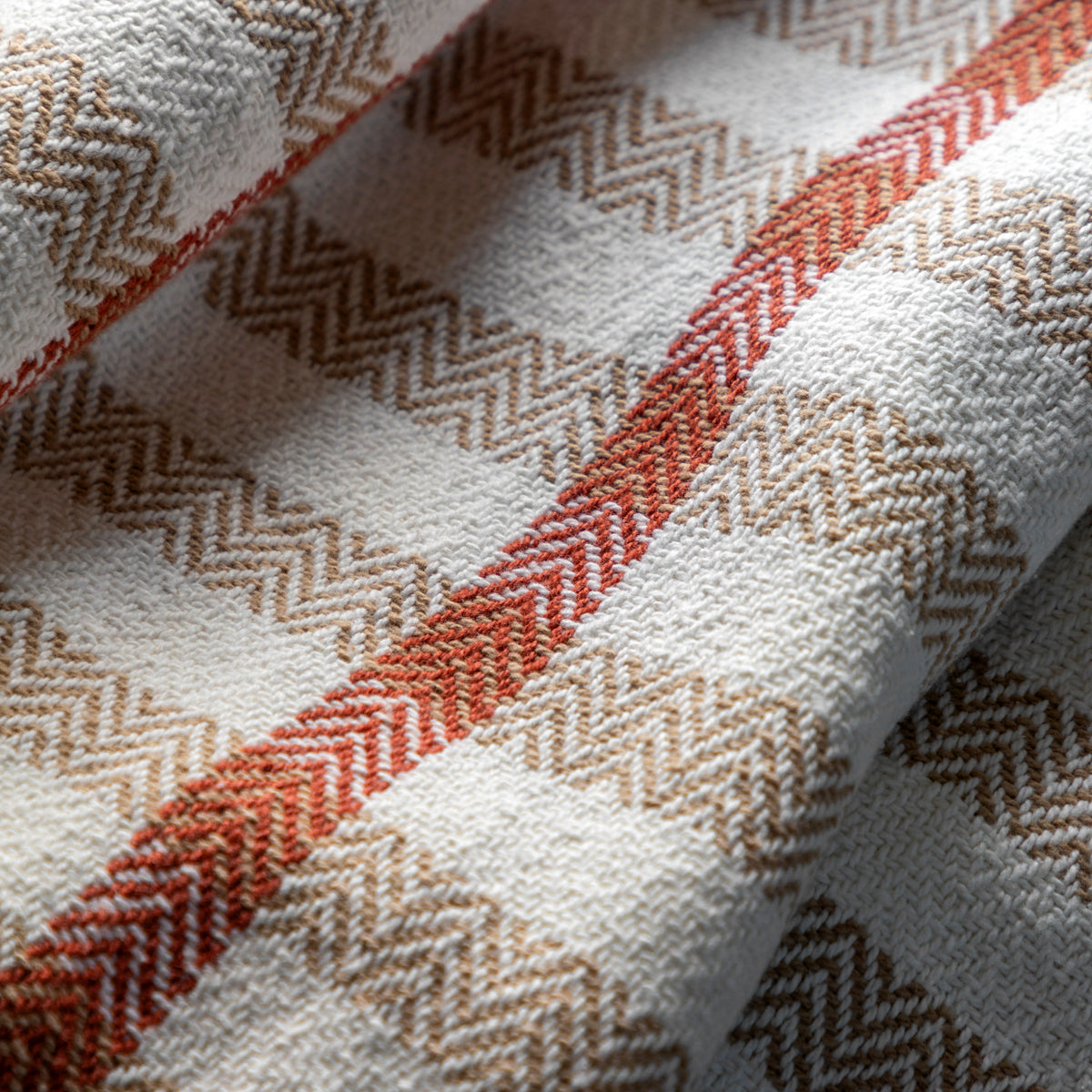 Gallery Direct Arvo Grid Woven Throw Rust / Natural - image 4