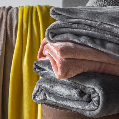 Gallery Direct Rolled Flannel Fleece Silver - image 3