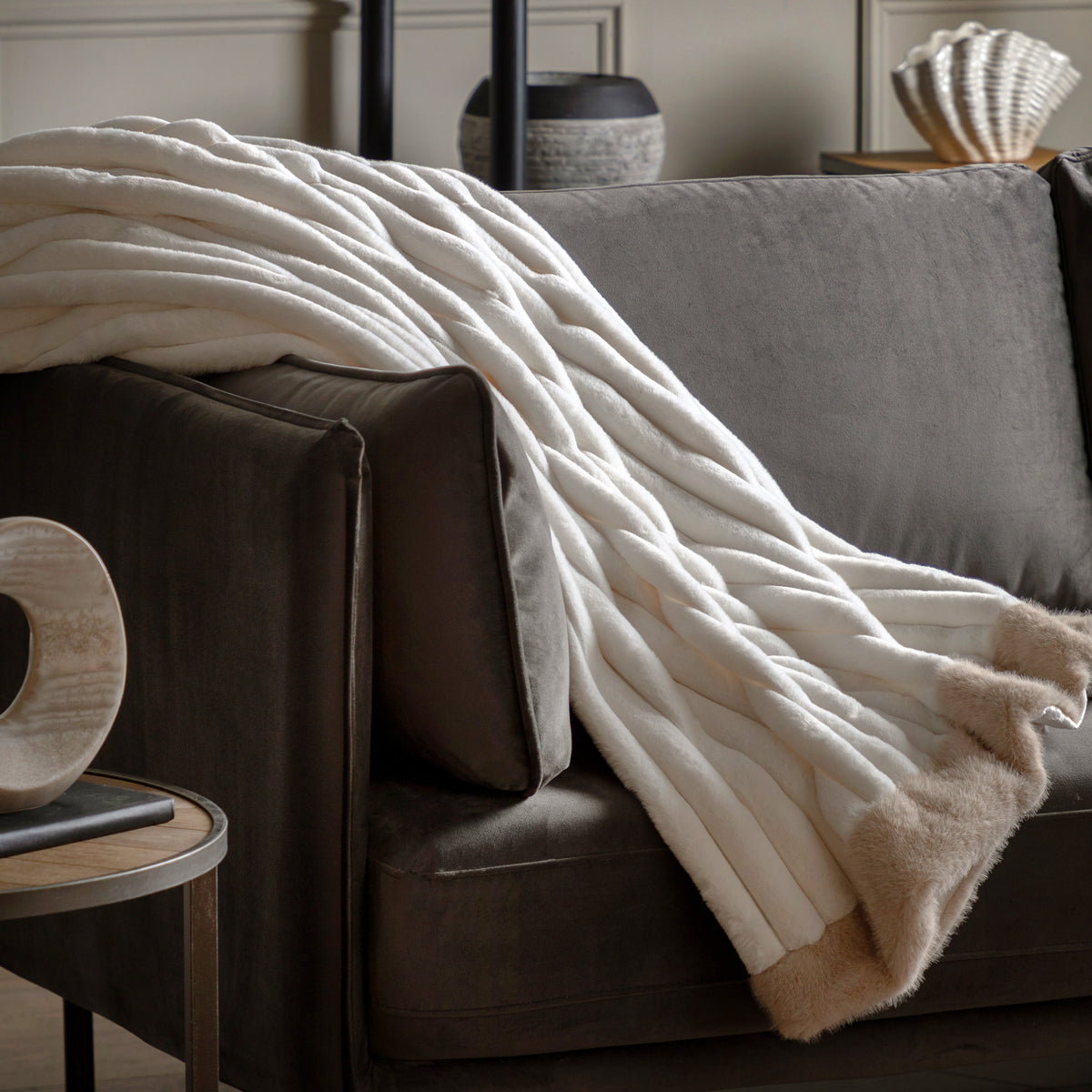 Gallery Direct Whinfell Luxury Faux Fur Throw Cream - image 1