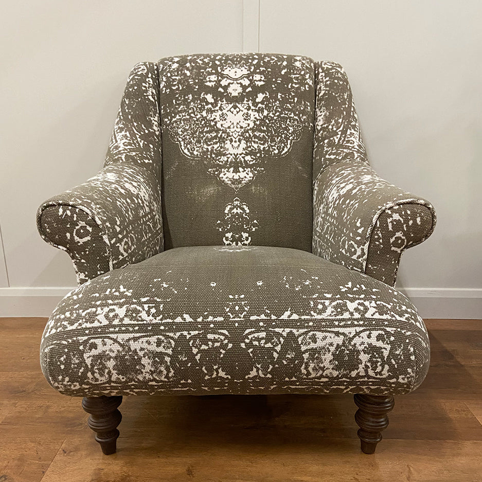 Tetrad Jacaranda Chair in authentic Bagru hand-block printed design in Cream and Khaki colours, with dark wood legs