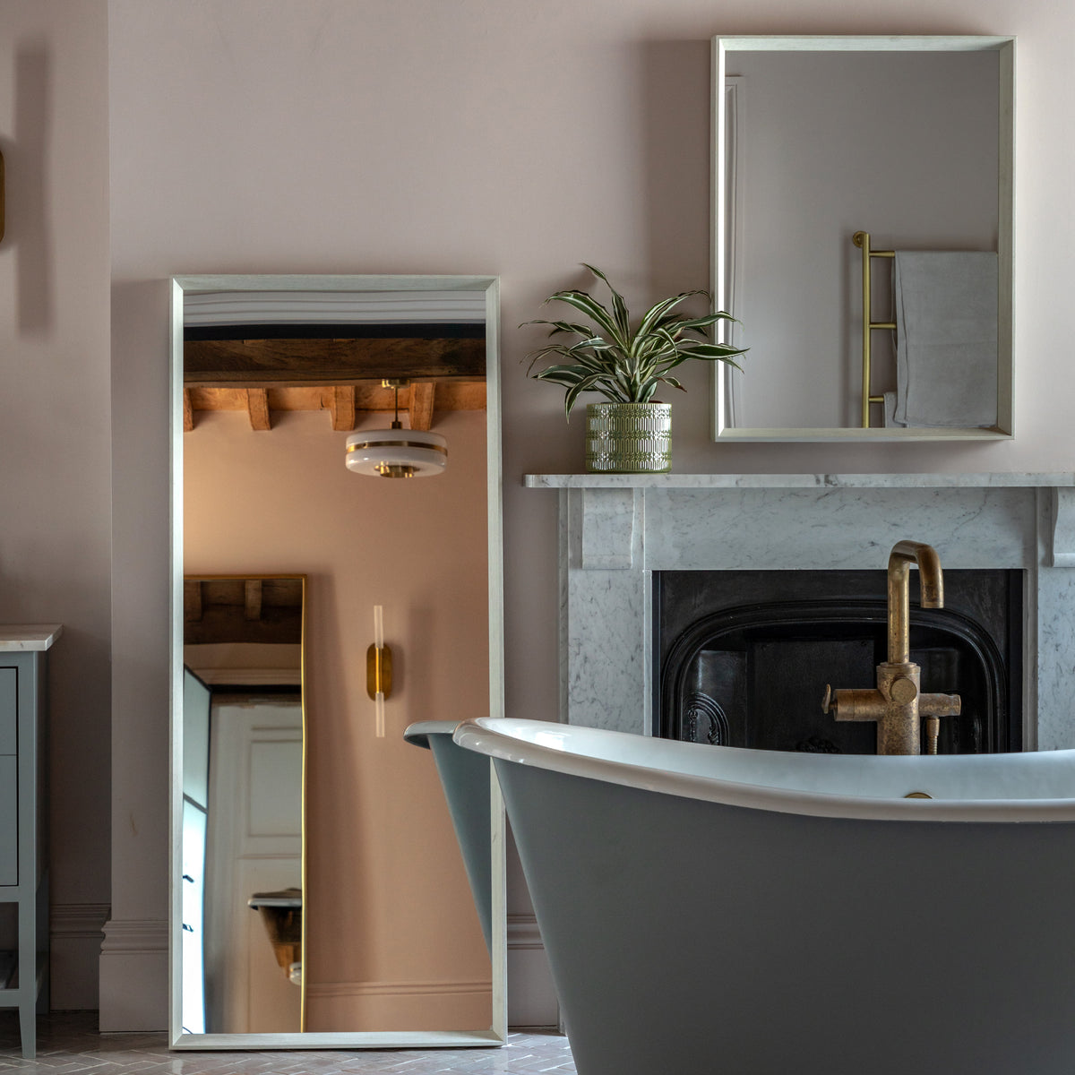 Gallery Direct Ashbury Leaner Mirror White - image 5