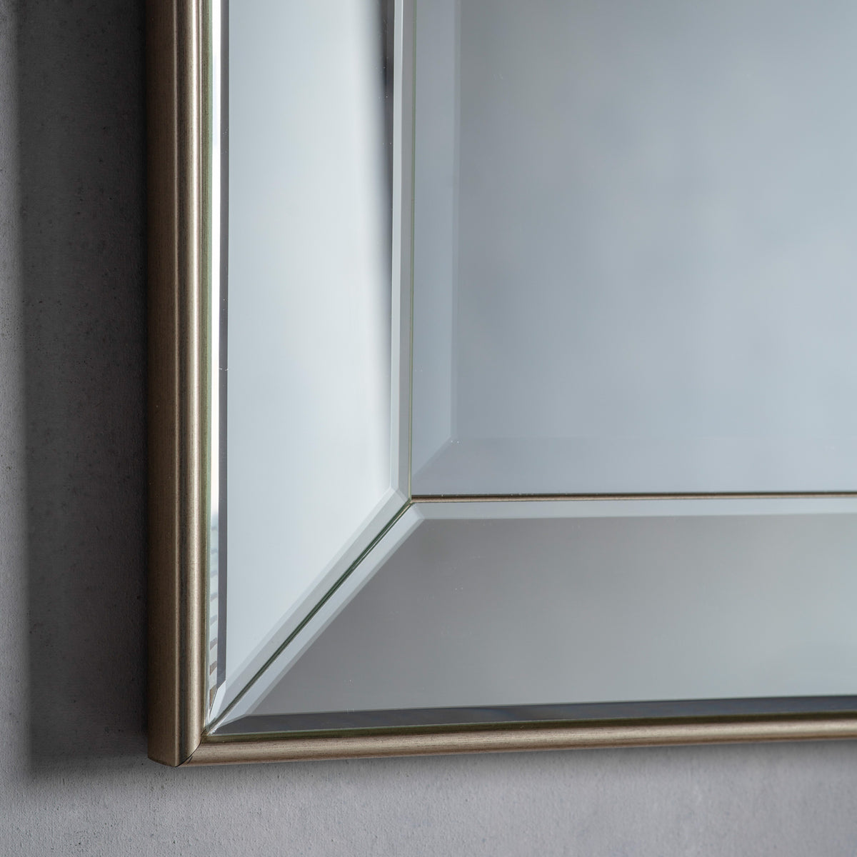 Gallery Direct Baskin - image 3