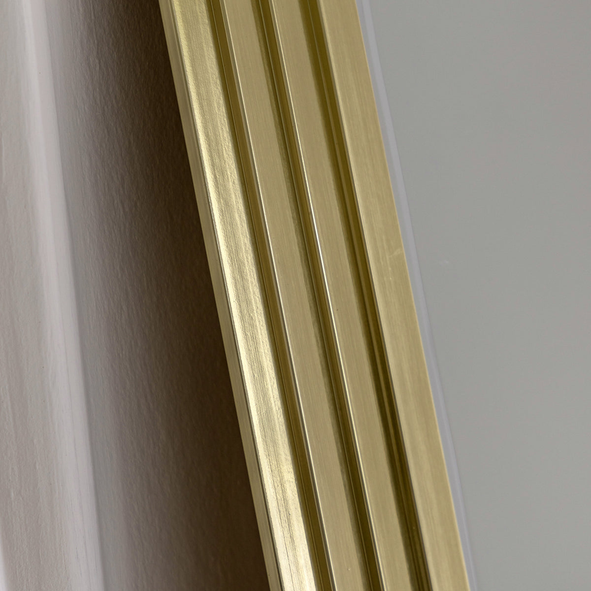 Gallery Direct Ritz Rectangle Mirror - image 4