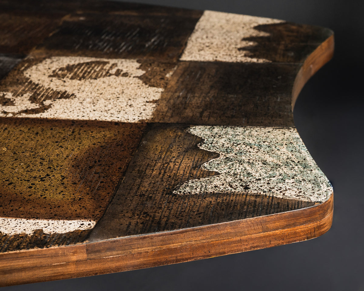 Carlton Furniture Lovell Dining Table with Spider Leg — sculpted tabletop edge detail