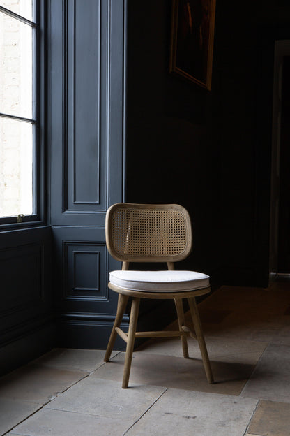 Carlton Furniture Pair of Kinsey Dining Chairs with Upholstered Seat Pad - Natural Linen — lifestyle setting