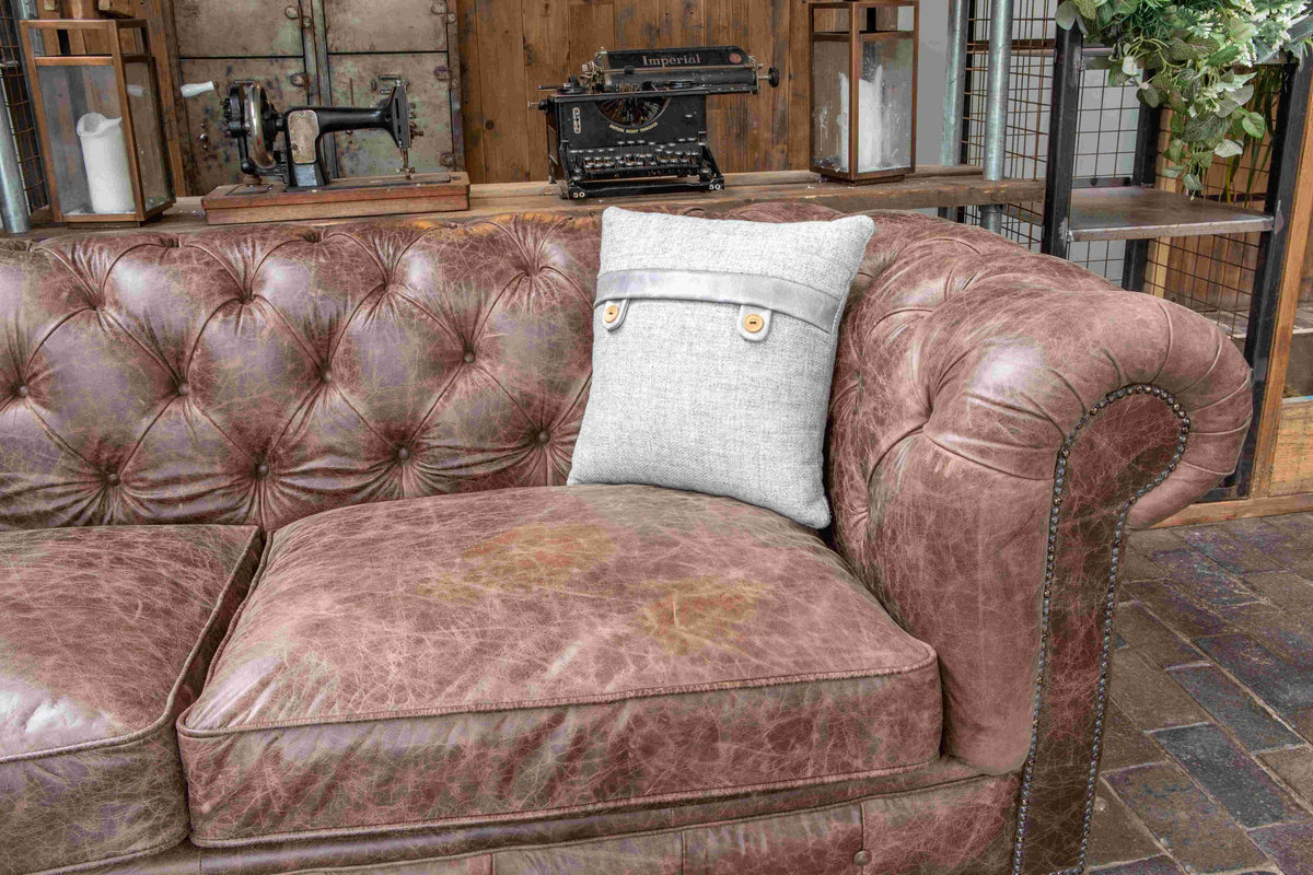 Vintage Sofa Company Gotti Club 3 Seater Espresso Leather — detail view